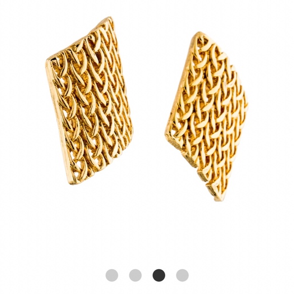 Givenchy mesh clip on earrings - Picture 8 of 9